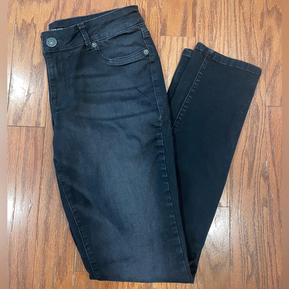 Maurices High Rise Black Jeggings